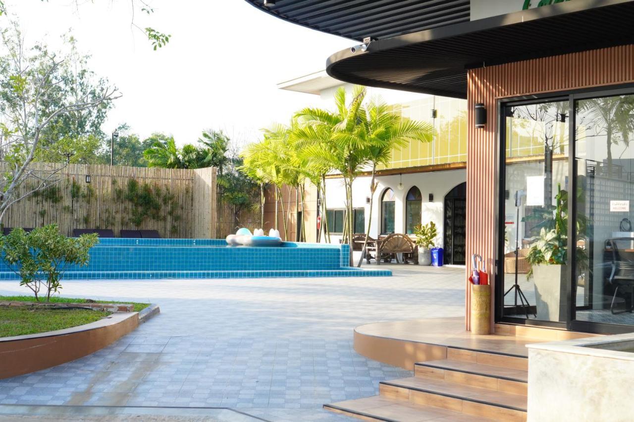 Ip Plus Resort - Chanthaburi Exterior photo